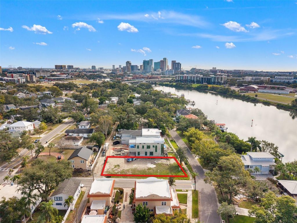 Photo of 2313 N Riverside Drive, Tampa, FL 33602 (MLS # TB8462032)