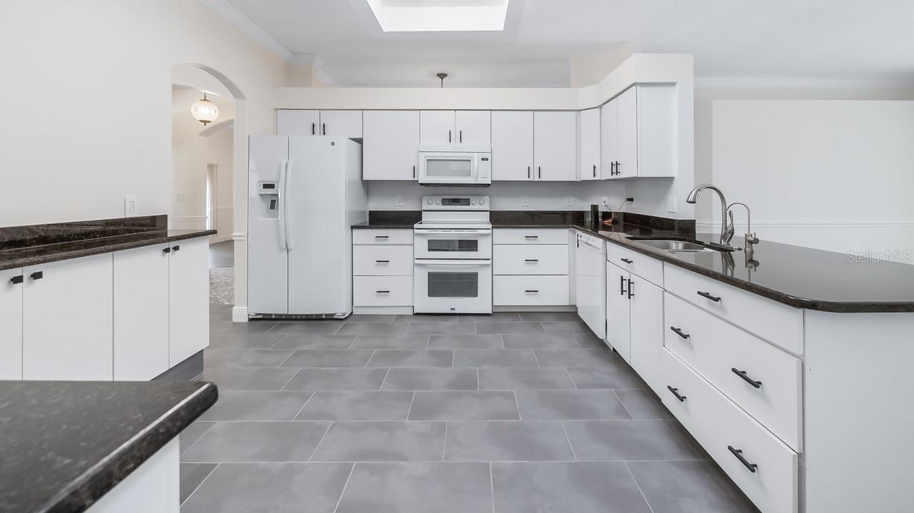 CLERMONT HUNTINGTON AT KINGS RIDGE PH 02 PT REP - Residential