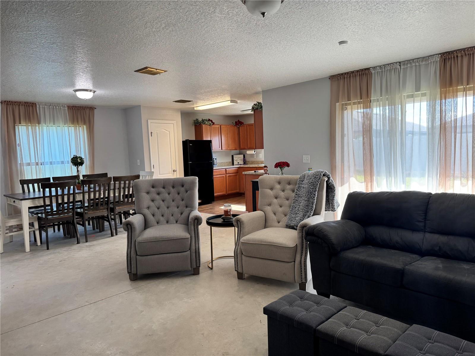 921 WYNNMERE WALK AVENUE