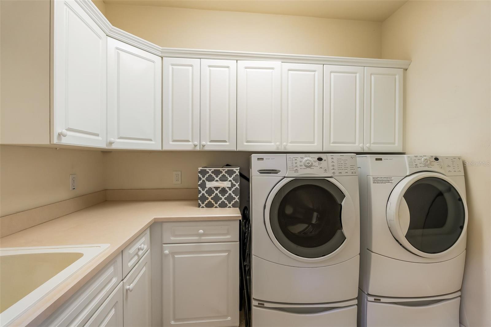 HAILE PLANTATION UNIT 34 PH 6 - Residential