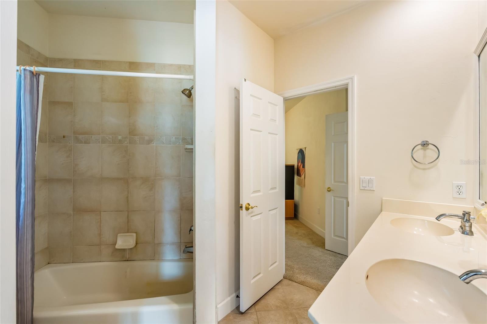 HAILE PLANTATION UNIT 34 PH 6 - Residential