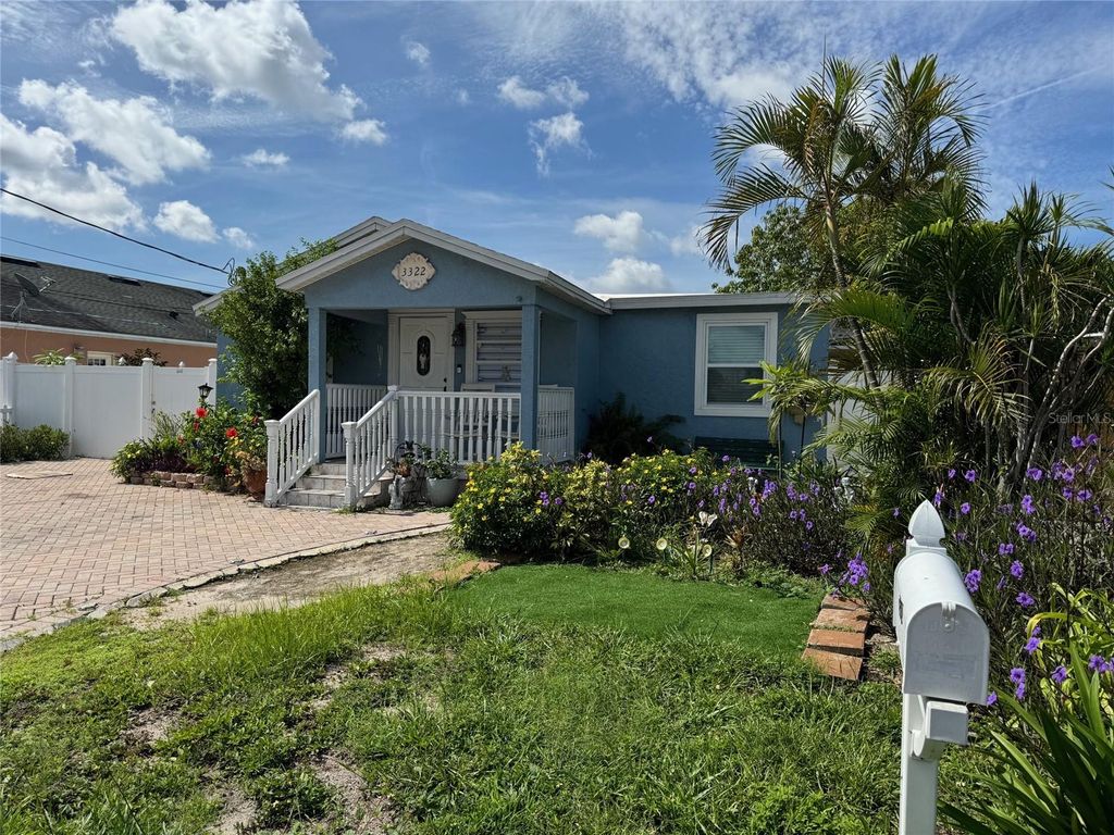 Photo of 3322 W Saint Joseph Street, Tampa, FL 33607 (MLS # TB8405217)