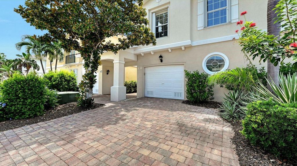Photo of 1531 Burgos Drive, Sarasota, FL 34238 (MLS # A4660523)