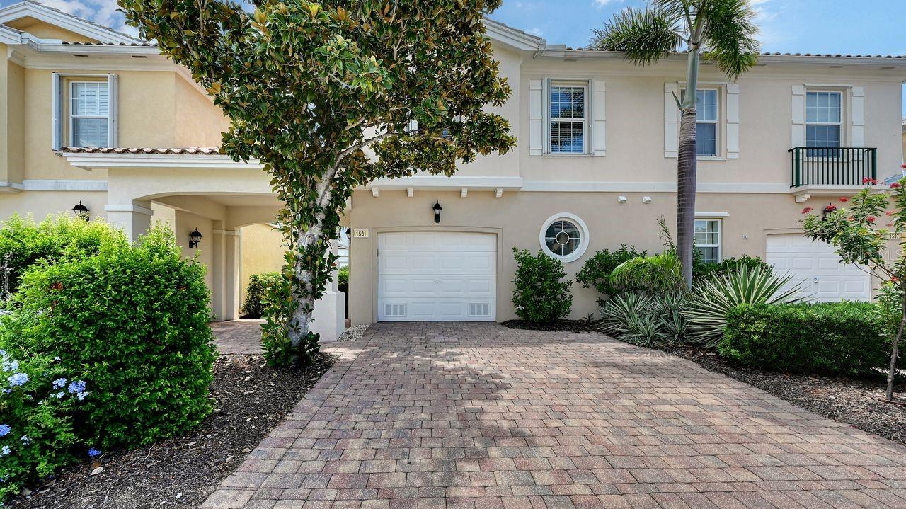 1531 BURGOS DRIVE