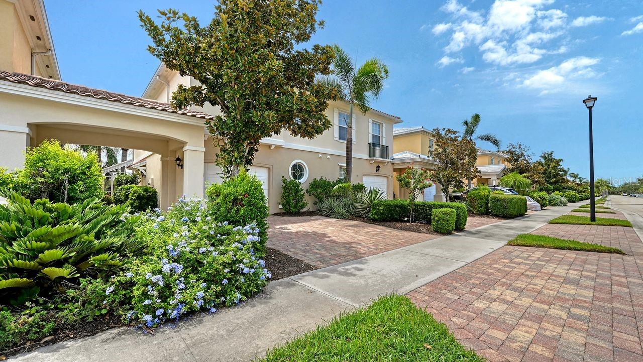 1531 BURGOS DRIVE
