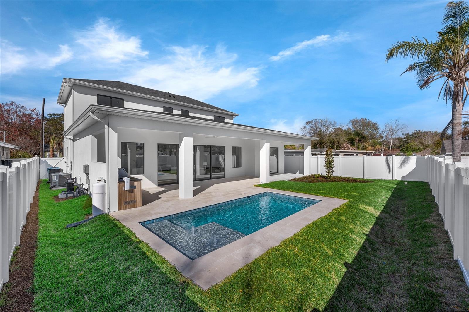 COLLEGE PARK - Residential