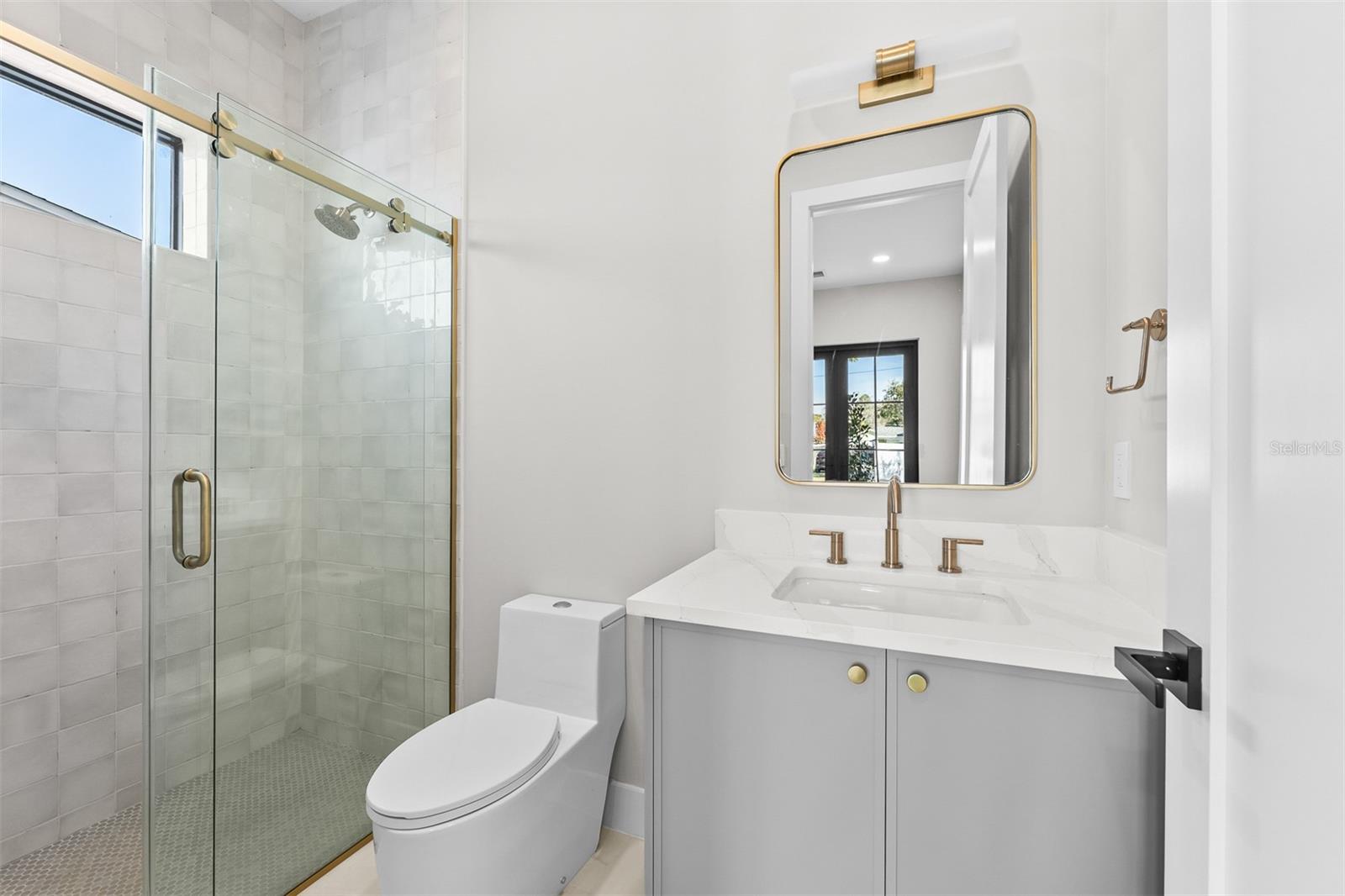 COLLEGE PARK - Residential