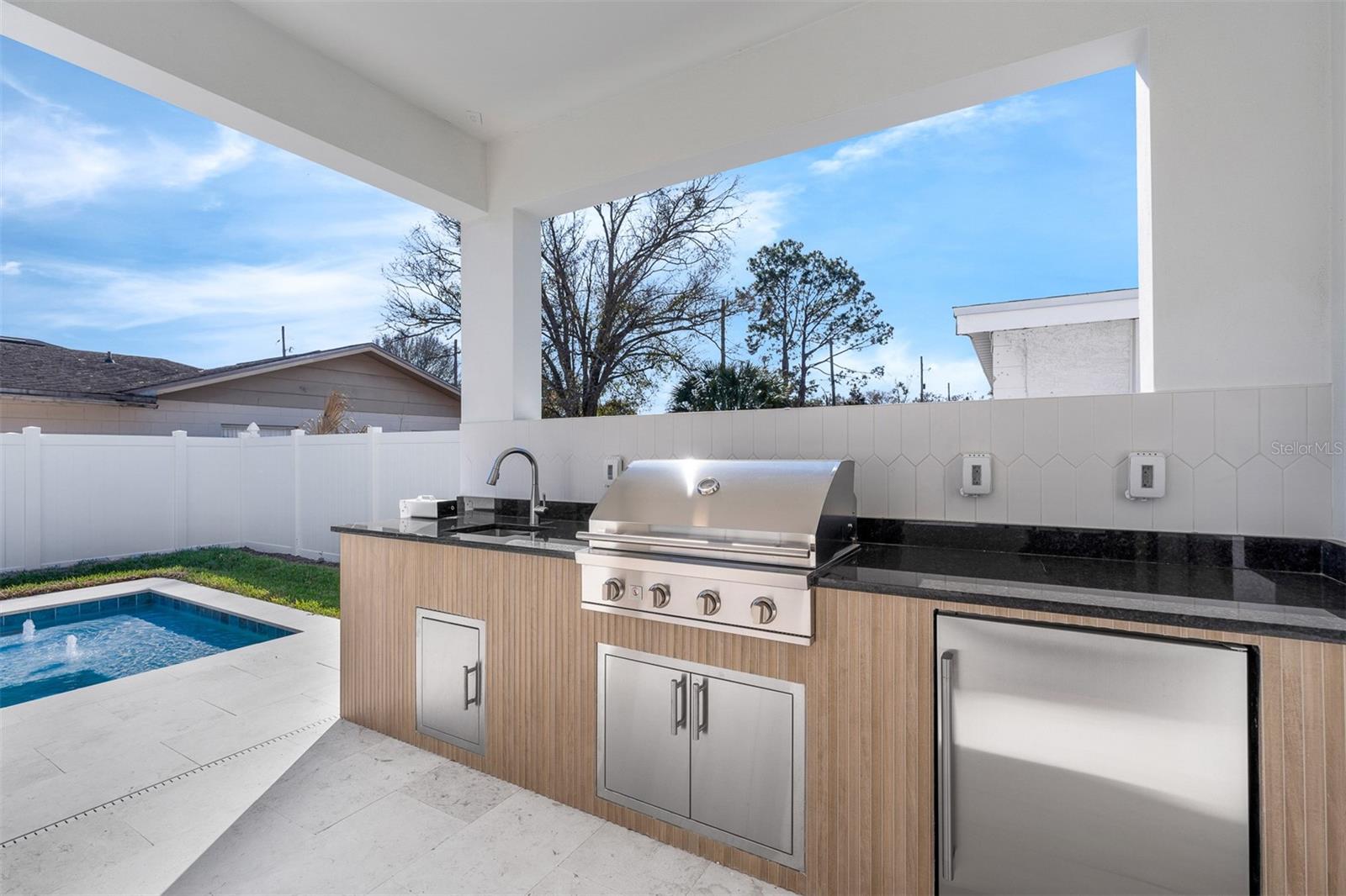 COLLEGE PARK - Residential