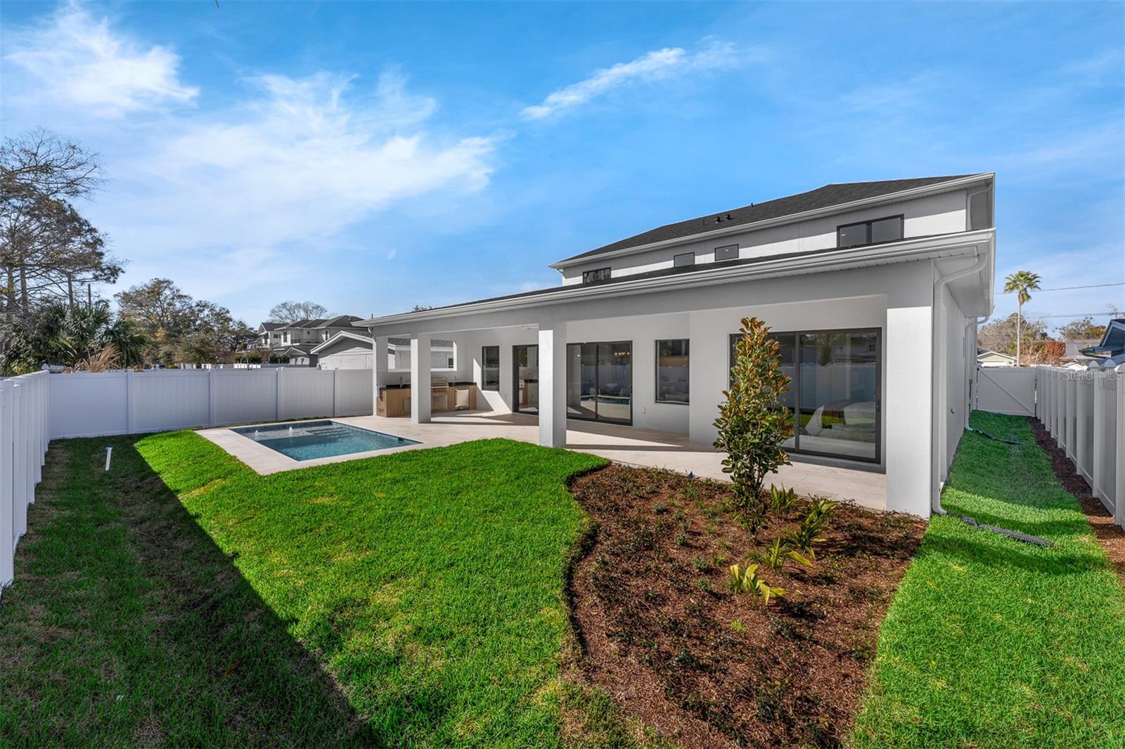 COLLEGE PARK - Residential