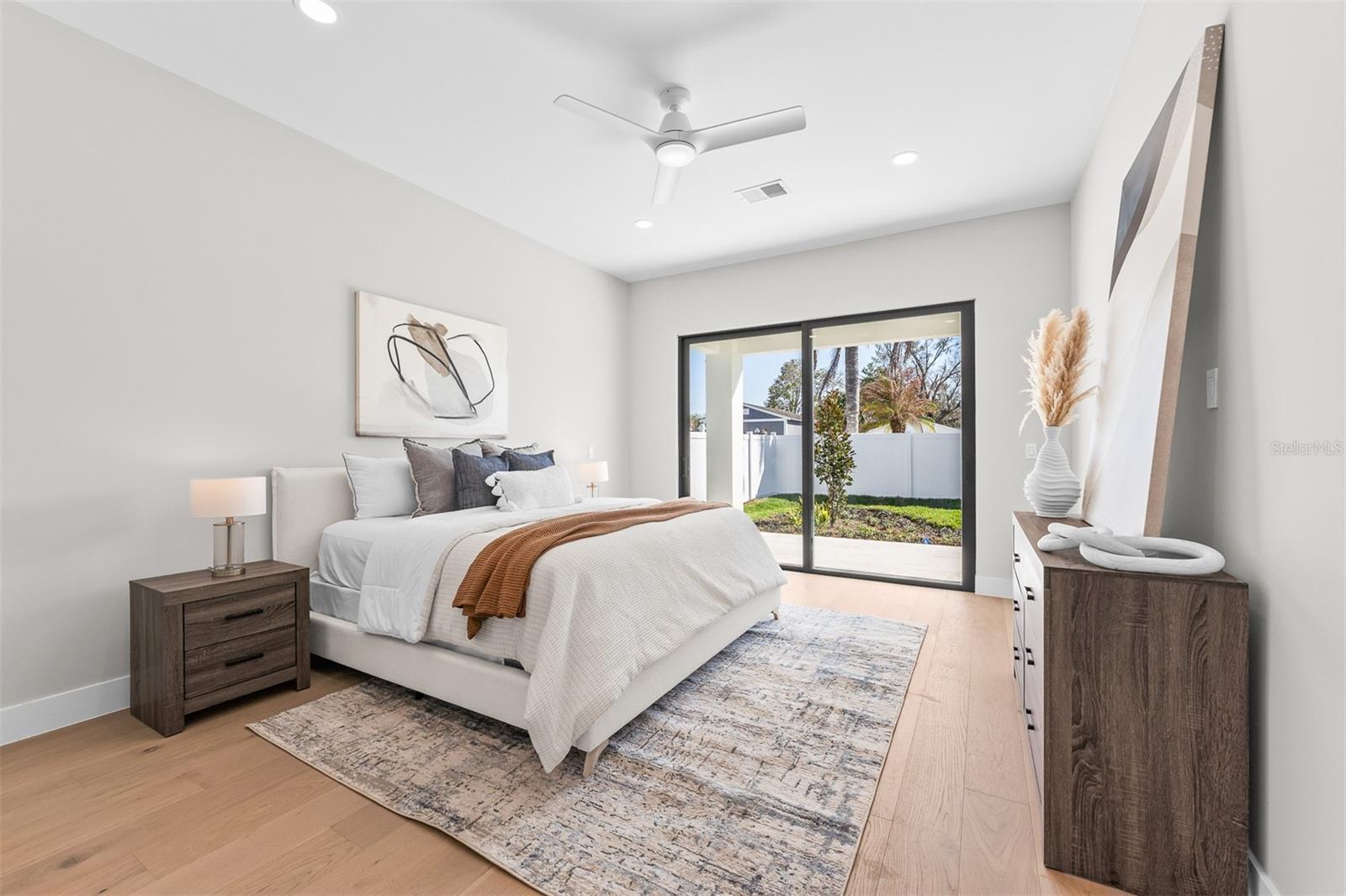 COLLEGE PARK - Residential