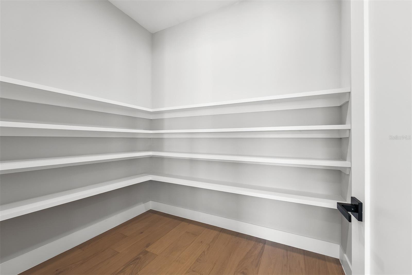 COLLEGE PARK - Residential