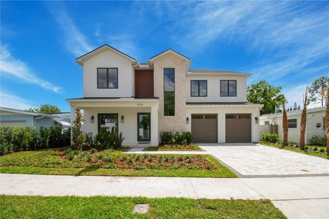Photo of 1326 W New Hampshire Street, Orlando, FL 32804 (MLS # O6385666)