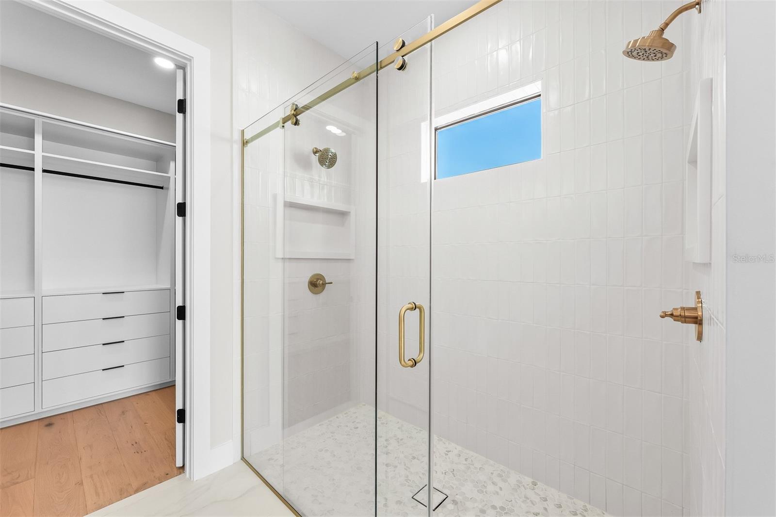 COLLEGE PARK - Residential