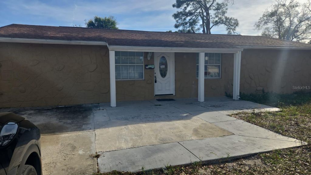 Photo of 7914 Woodgrove Circle, Tampa, FL 33615 (MLS # TB8475529)