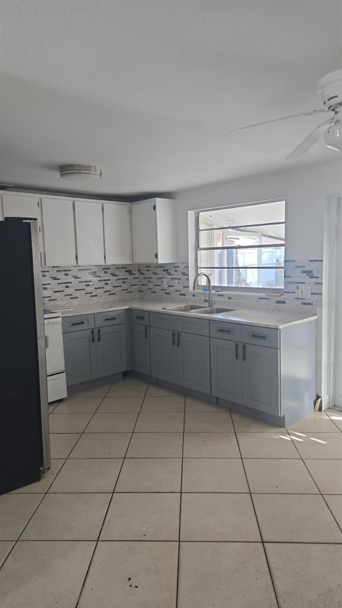 TOWN'N COUNTRY PARK UNIT NO 38 - Residential