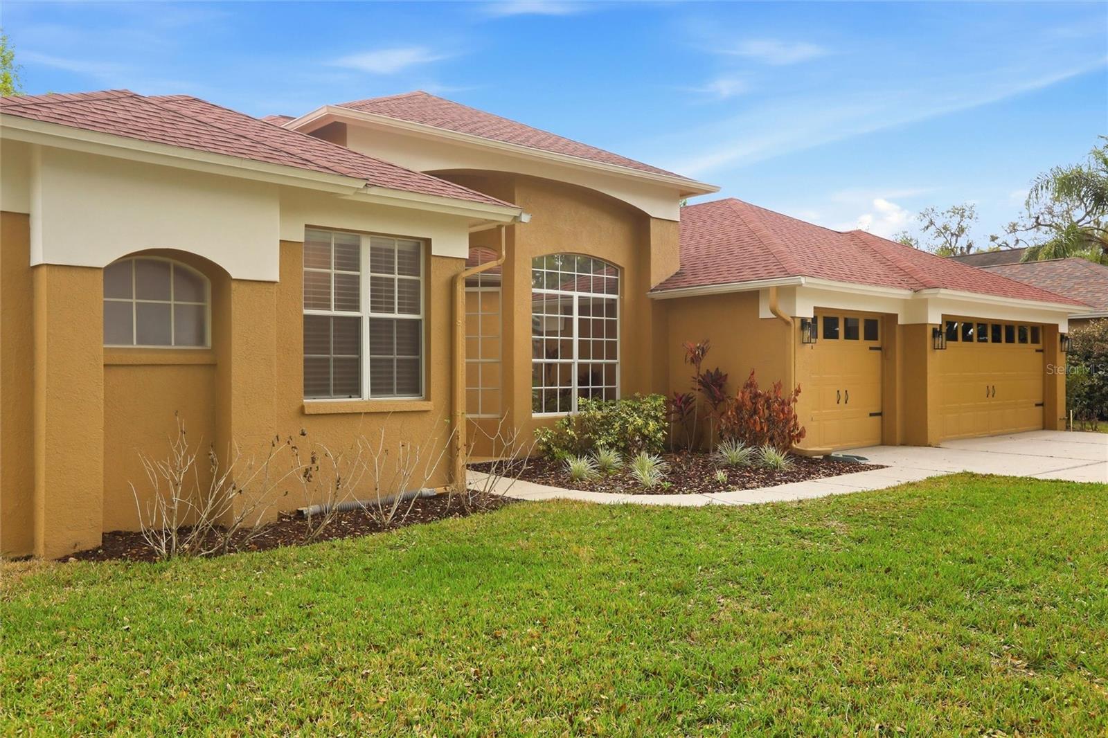 RIVER HILLS COUNTRY CLUB PARCE - Residential