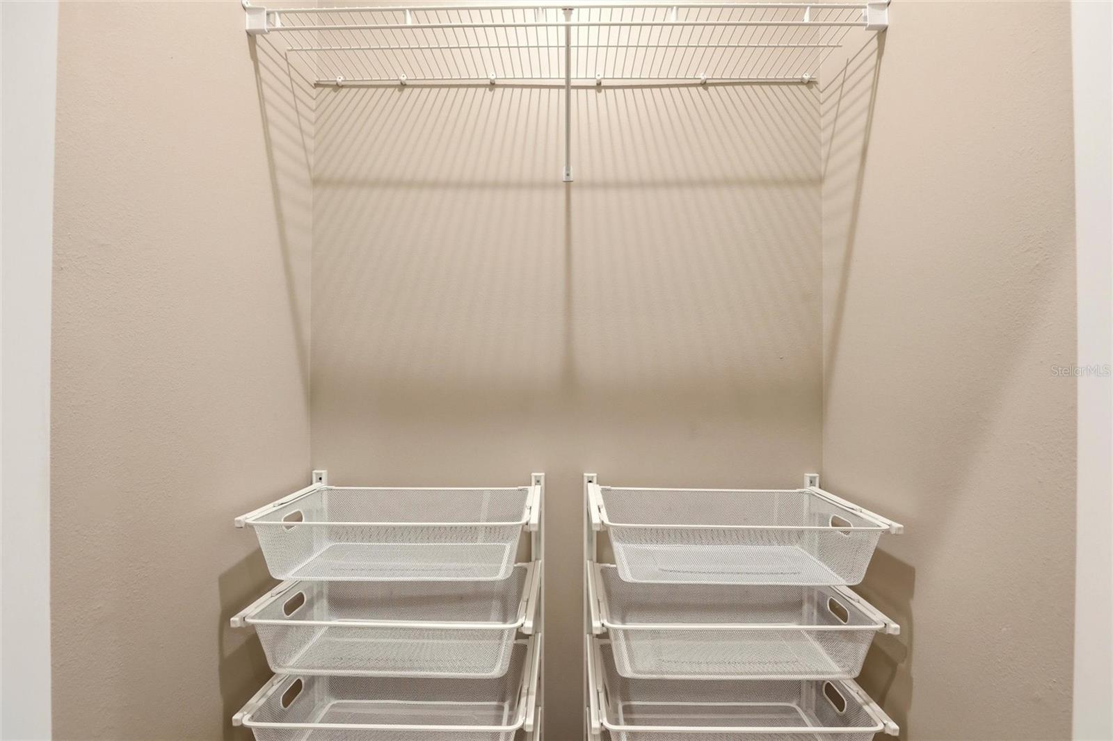 RIVER HILLS COUNTRY CLUB PARCE - Residential