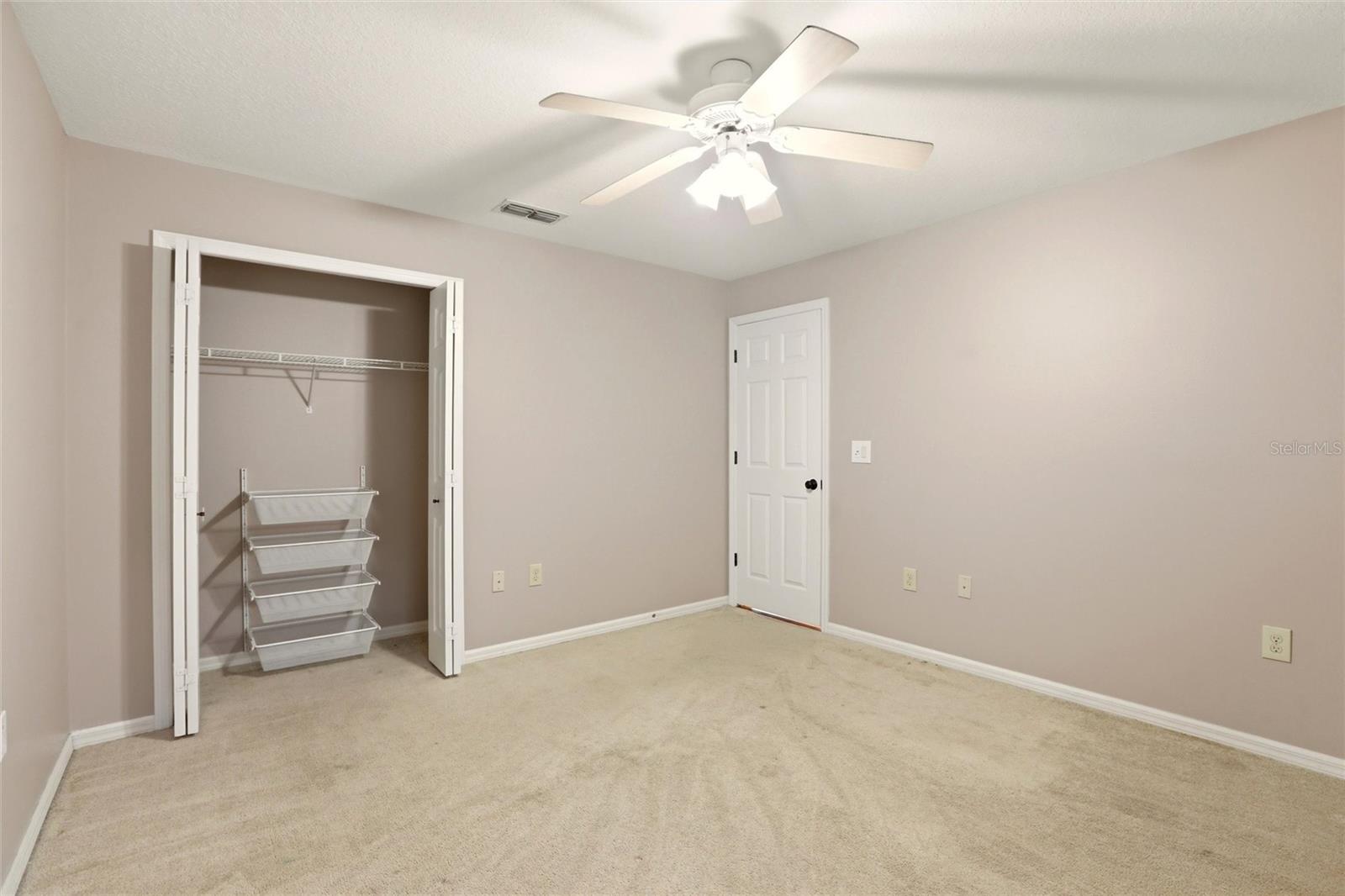 RIVER HILLS COUNTRY CLUB PARCE - Residential