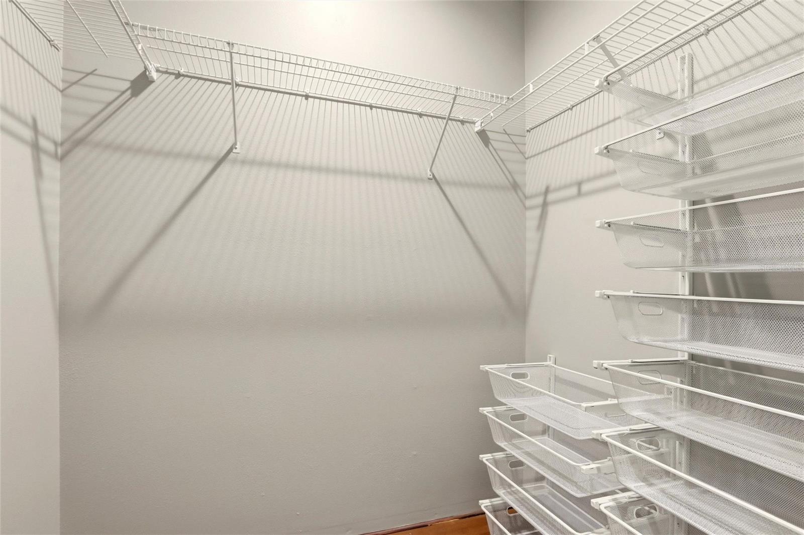 RIVER HILLS COUNTRY CLUB PARCE - Residential