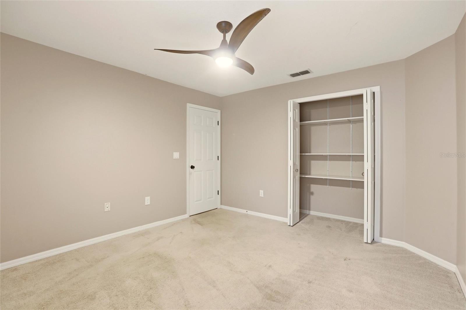 RIVER HILLS COUNTRY CLUB PARCE - Residential