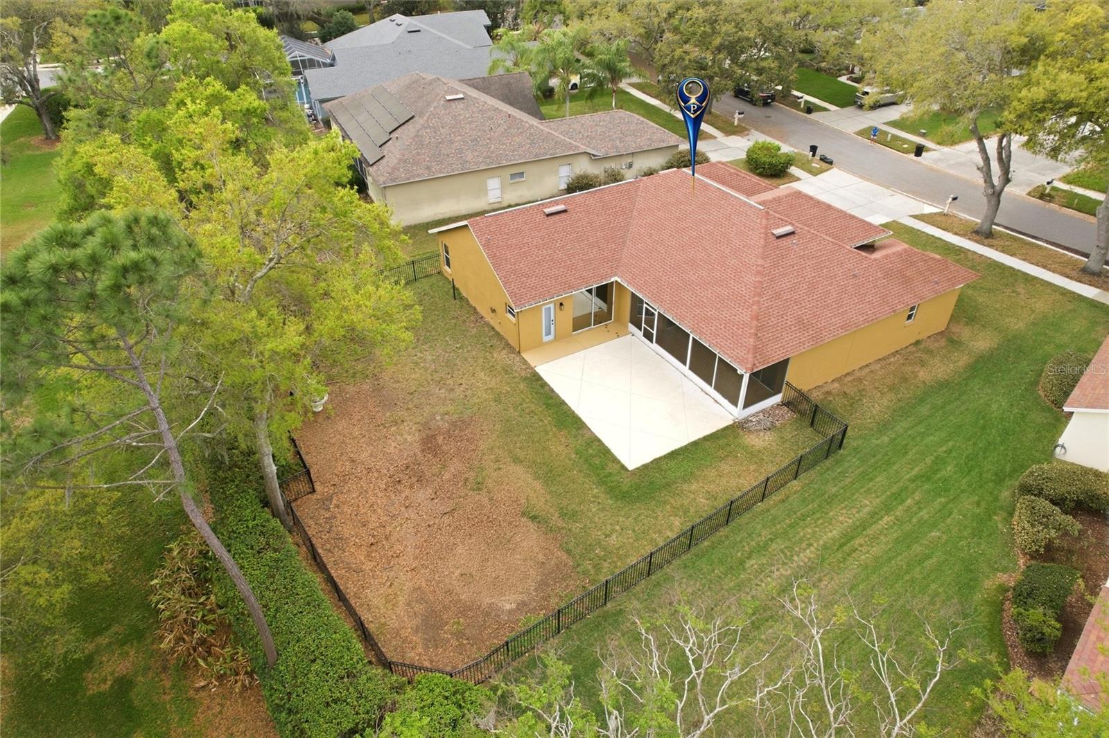 RIVER HILLS COUNTRY CLUB PARCE - Residential