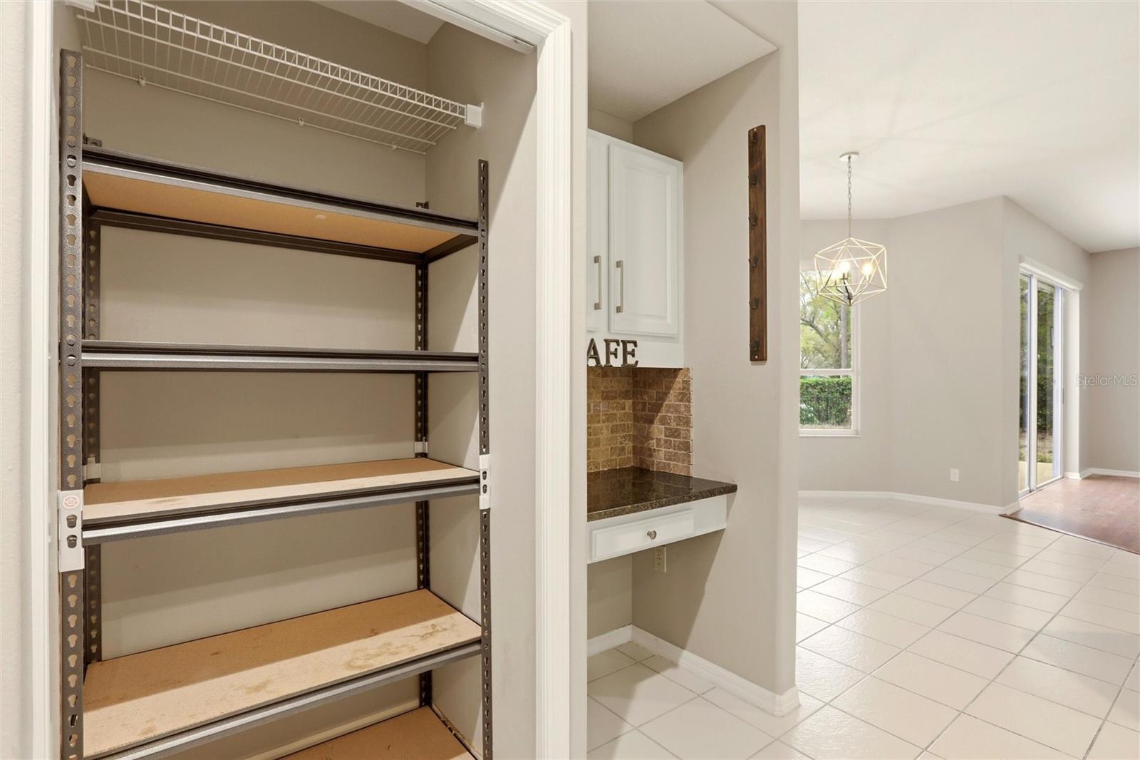 RIVER HILLS COUNTRY CLUB PARCE - Residential