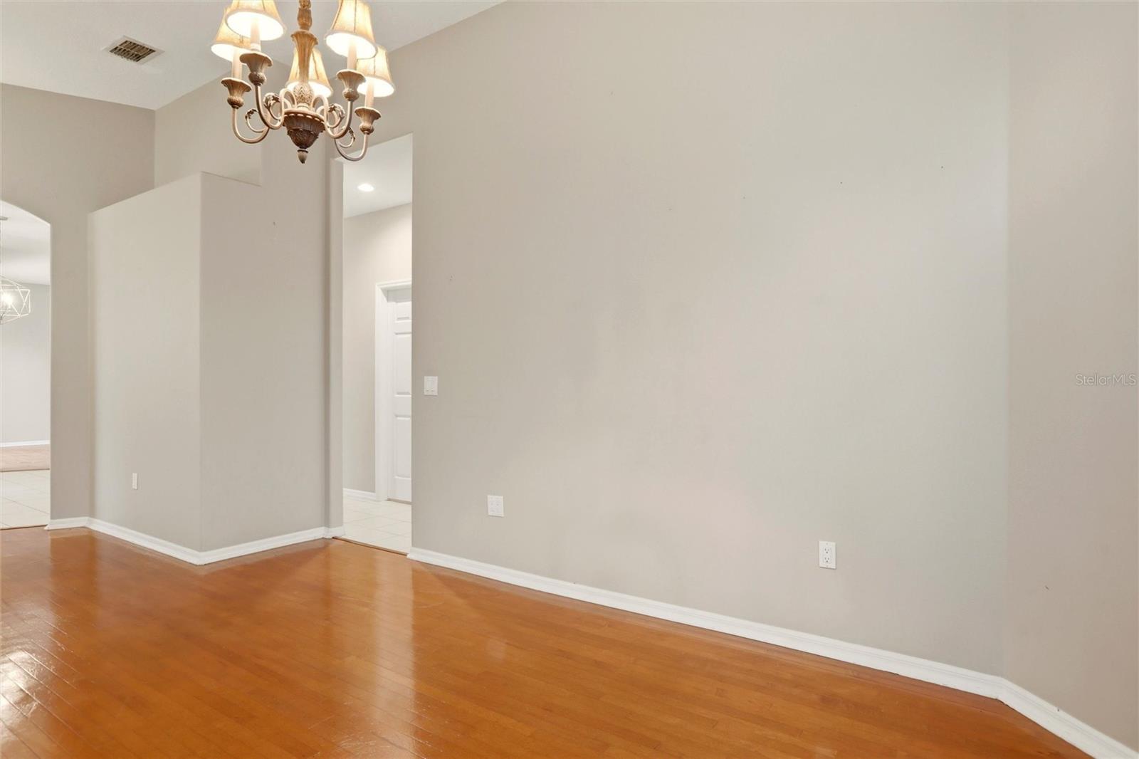 RIVER HILLS COUNTRY CLUB PARCE - Residential