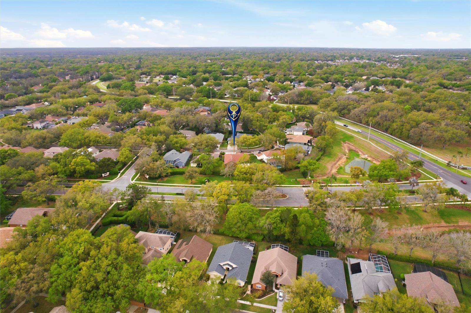 RIVER HILLS COUNTRY CLUB PARCE - Residential