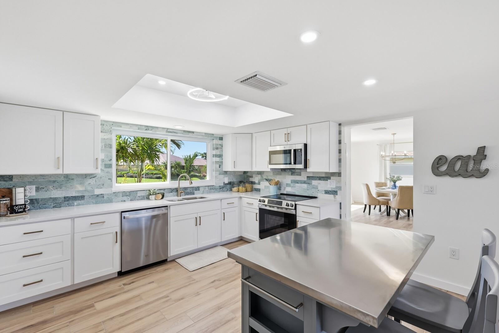 BAY LAKE ESTATES PH I - Residential