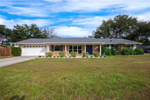 A home in APOPKA