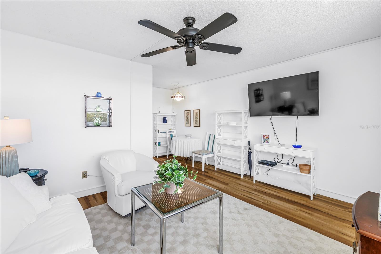 BAY ISLAND GROUP 6 - Residential