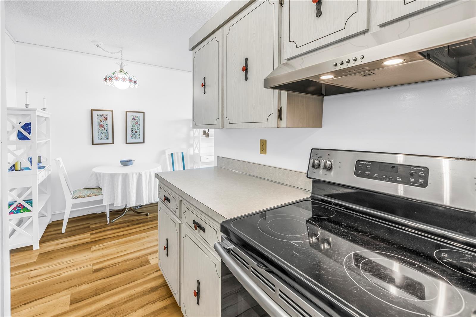 BAY ISLAND GROUP 6 - Residential