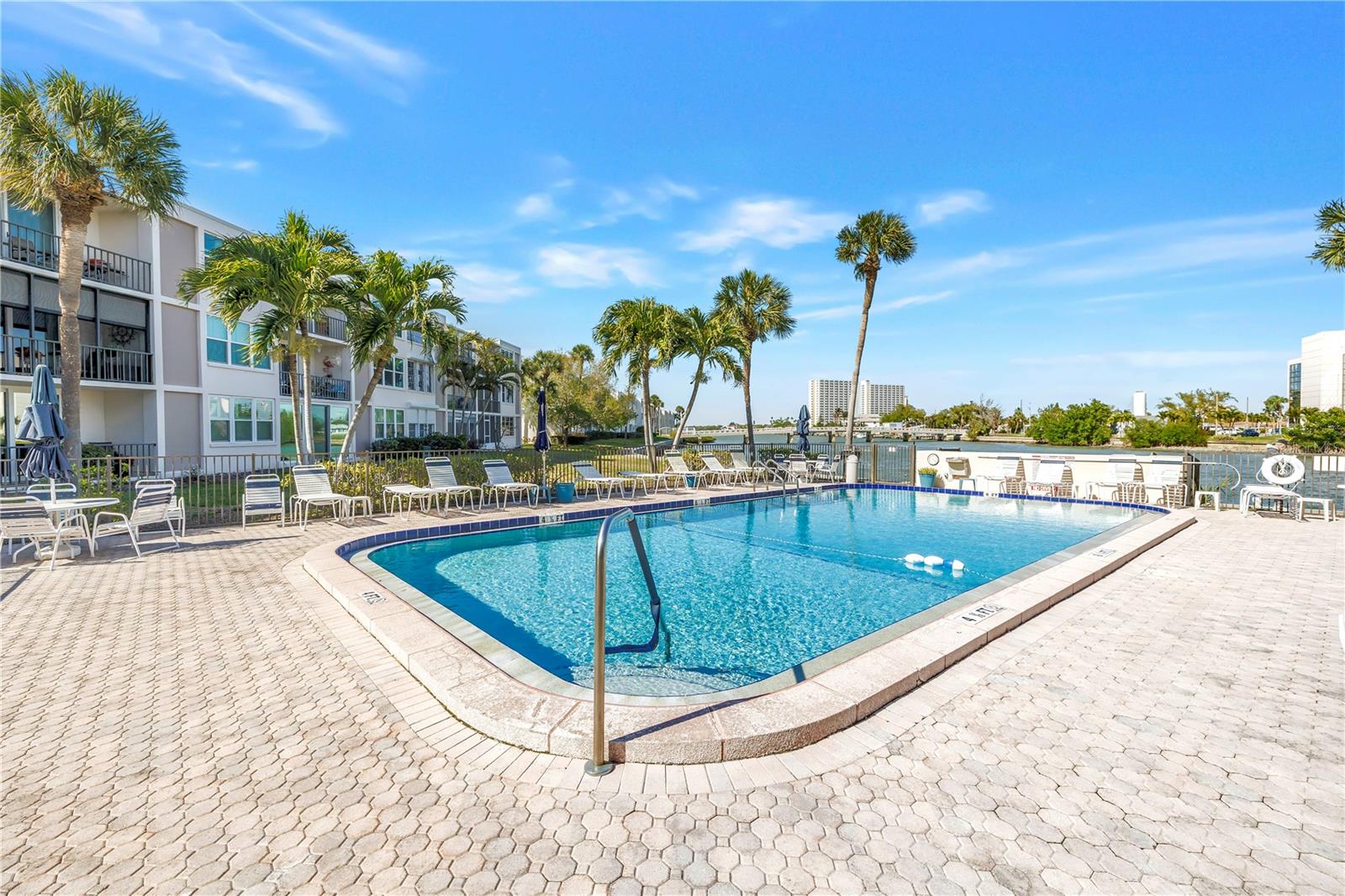 BAY ISLAND GROUP 6 - Residential