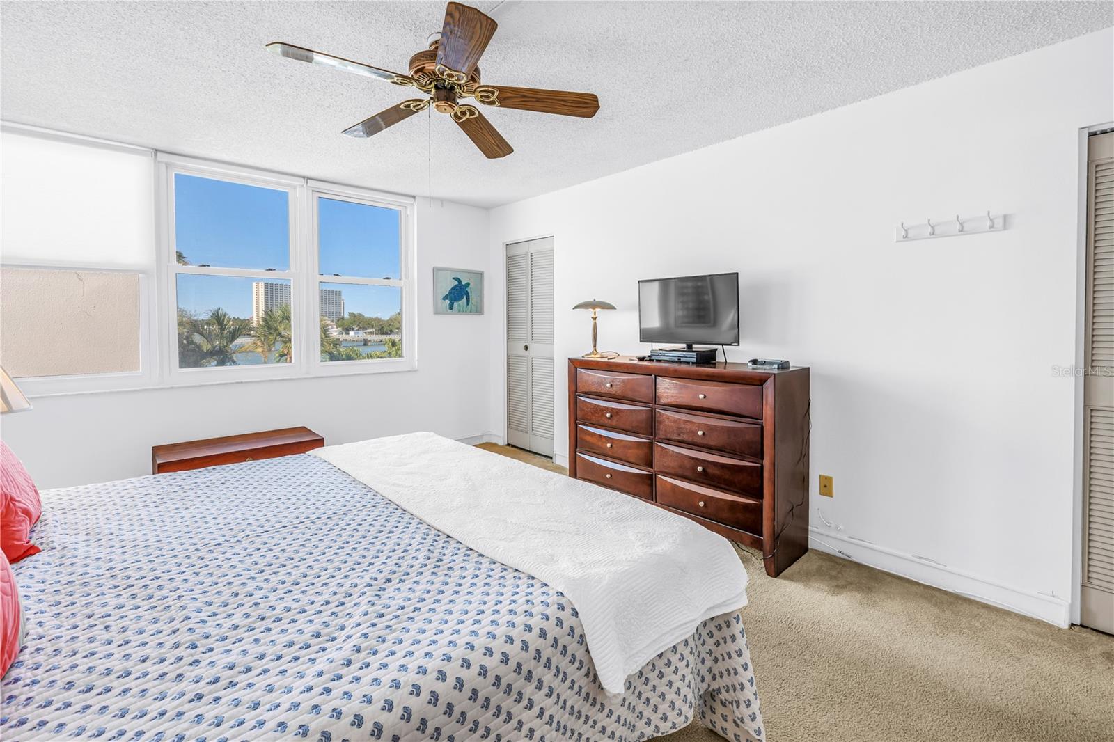 BAY ISLAND GROUP 6 - Residential