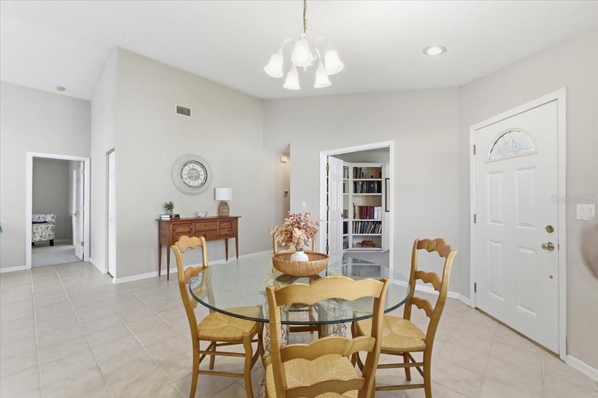 LAKESIDE/MATANZAS SHORES - Residential