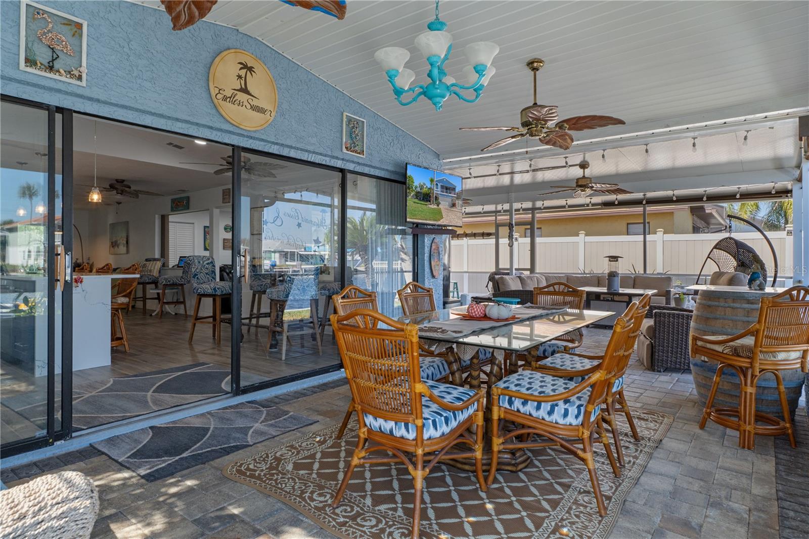 HERNANDO BCH UNIT 11 BLK 101 LOT 5 - Residential