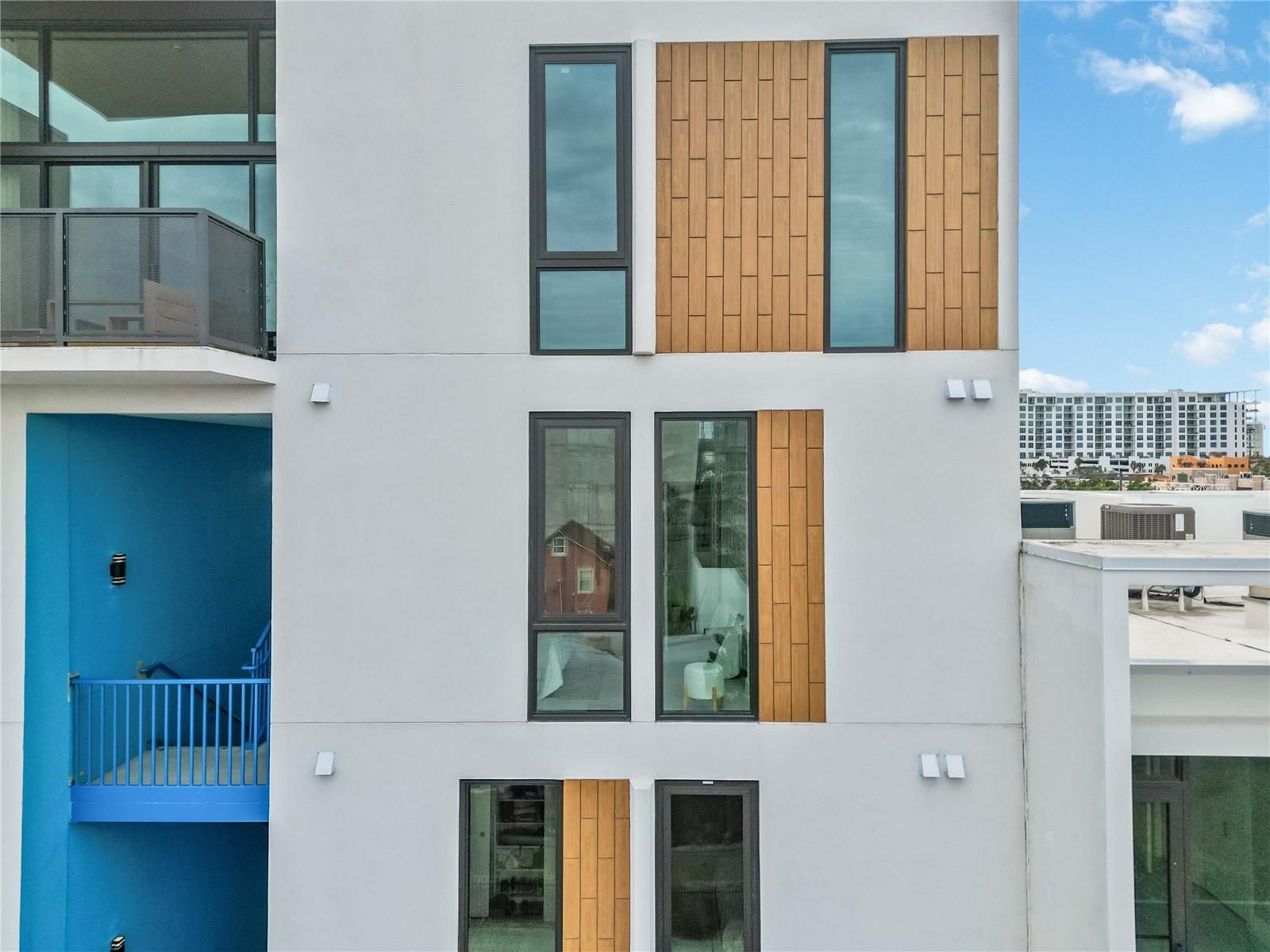 1558 4TH STREET 402