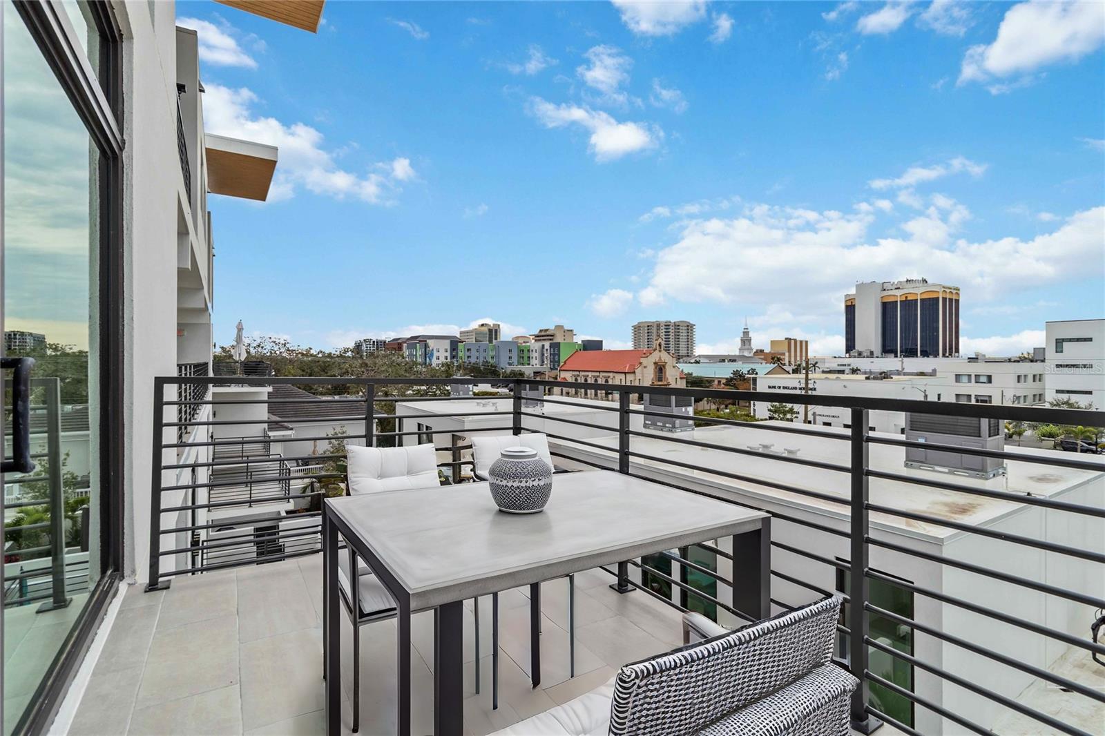 1558 4TH STREET 402