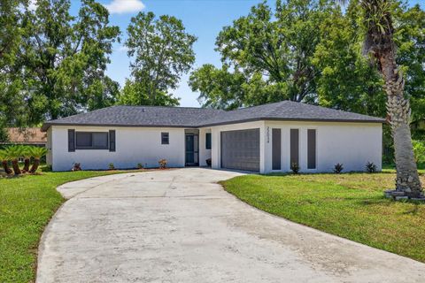 Photo of 22034 Hidden Oak Place, Land O Lakes, FL 34639 (MLS # TB8419606)