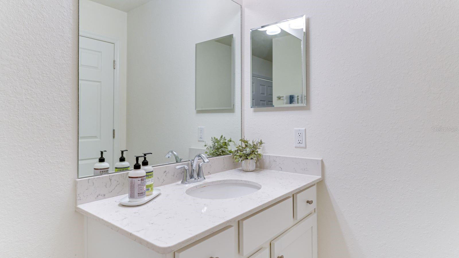 TERRACE IV AT LAKEWOOD NATIONAL PH I - Residential Lease