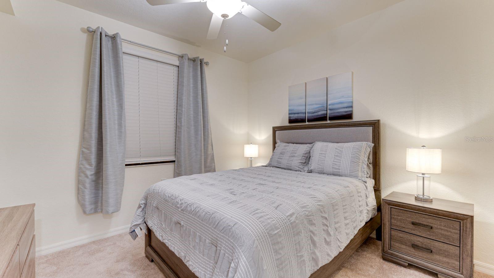 TERRACE IV AT LAKEWOOD NATIONAL PH I - Residential Lease