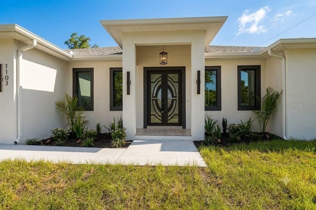 Photo of 1103 Alpine Drive, Brandon, FL 33510 (MLS # TB8532445)