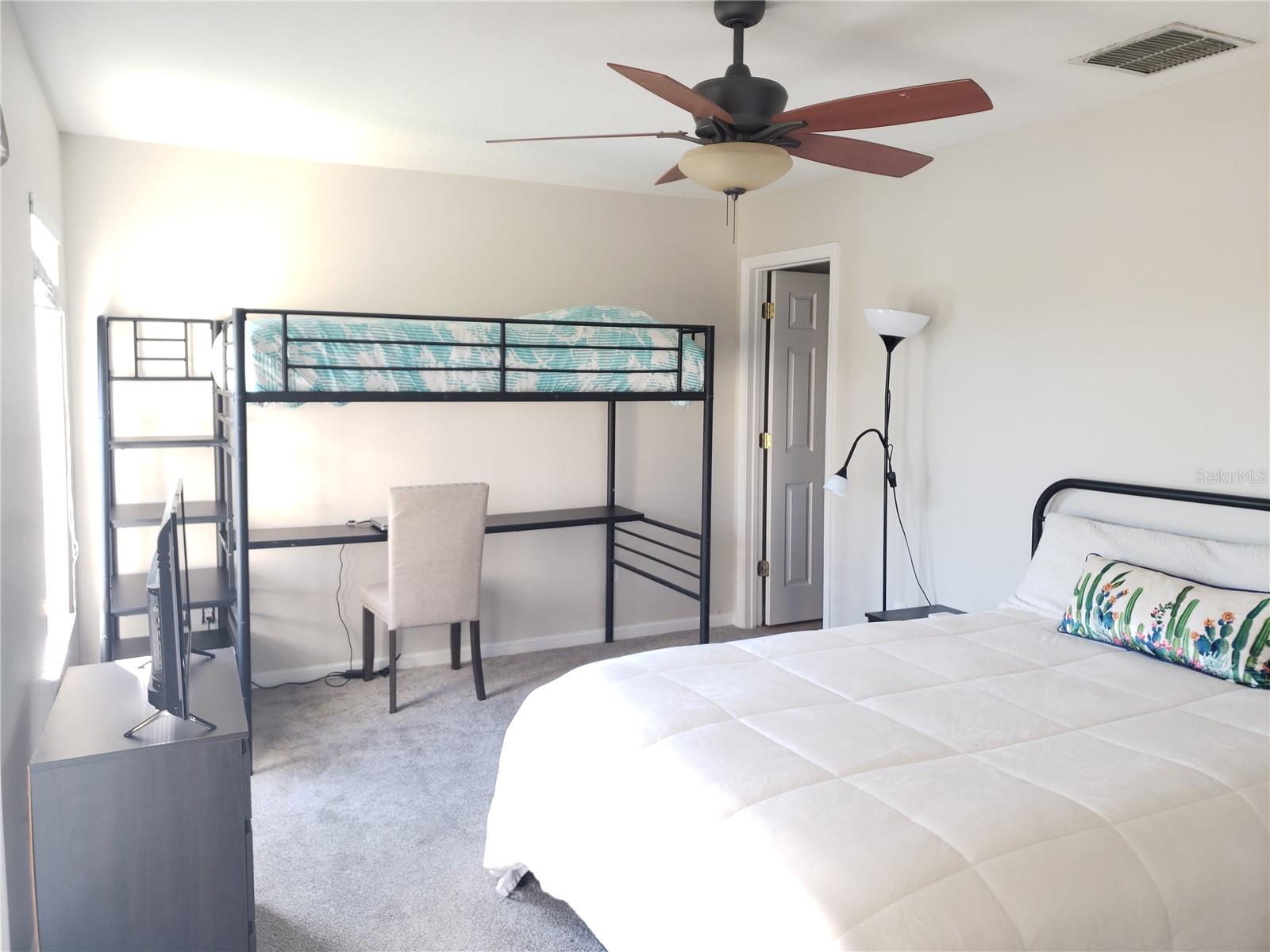 TIMBER POINTE PH 02 - Residential Lease