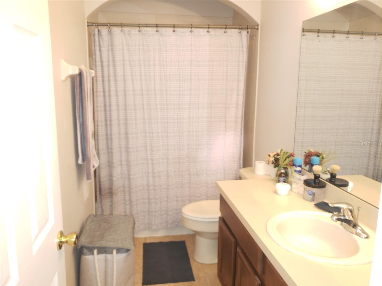 TIMBER POINTE PH 02 - Residential Lease