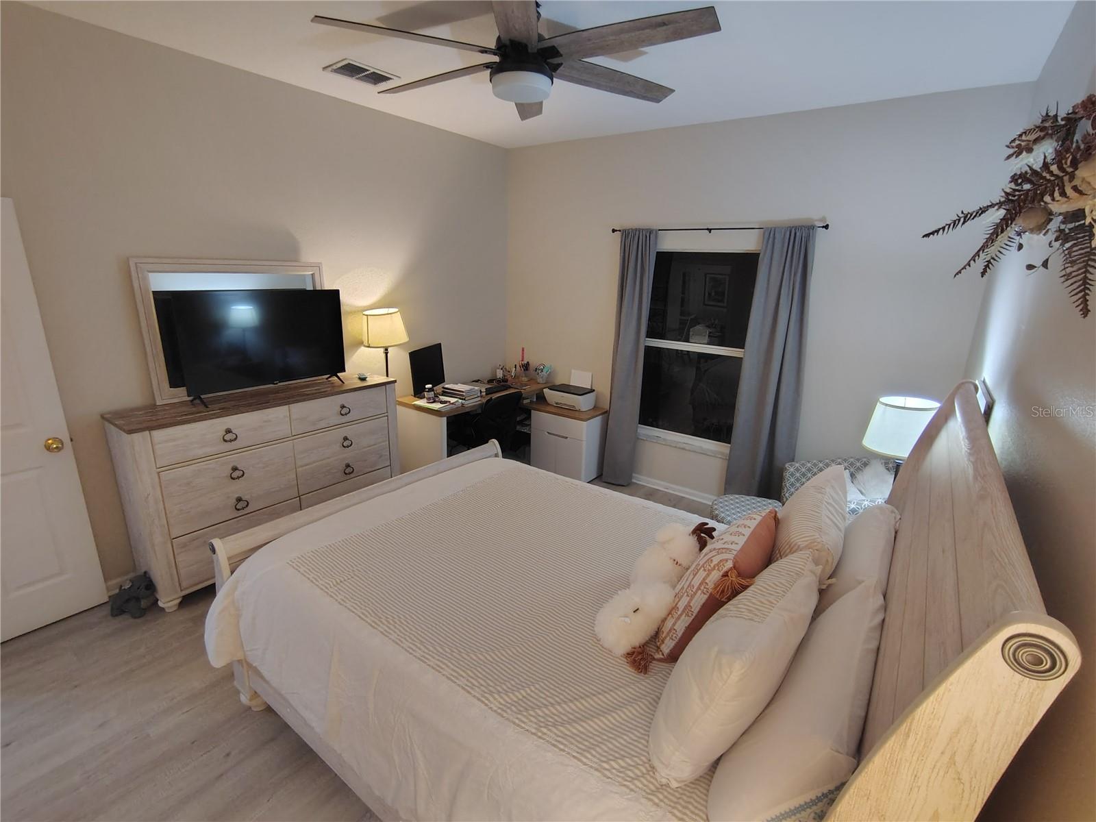 TIMBER POINTE PH 02 - Residential Lease