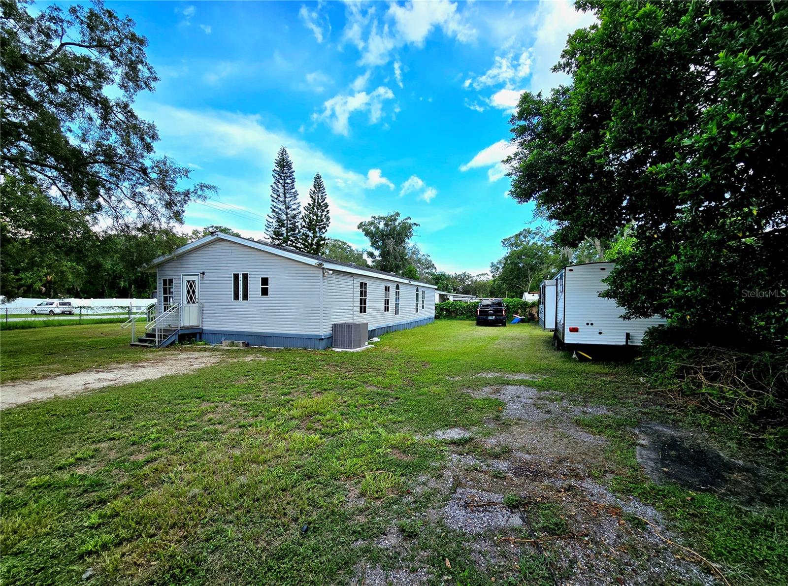 Photo 4 of 28 of 12520 FOUR OAKS ROAD mobile home