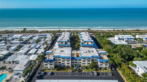 A home in LONGBOAT KEY