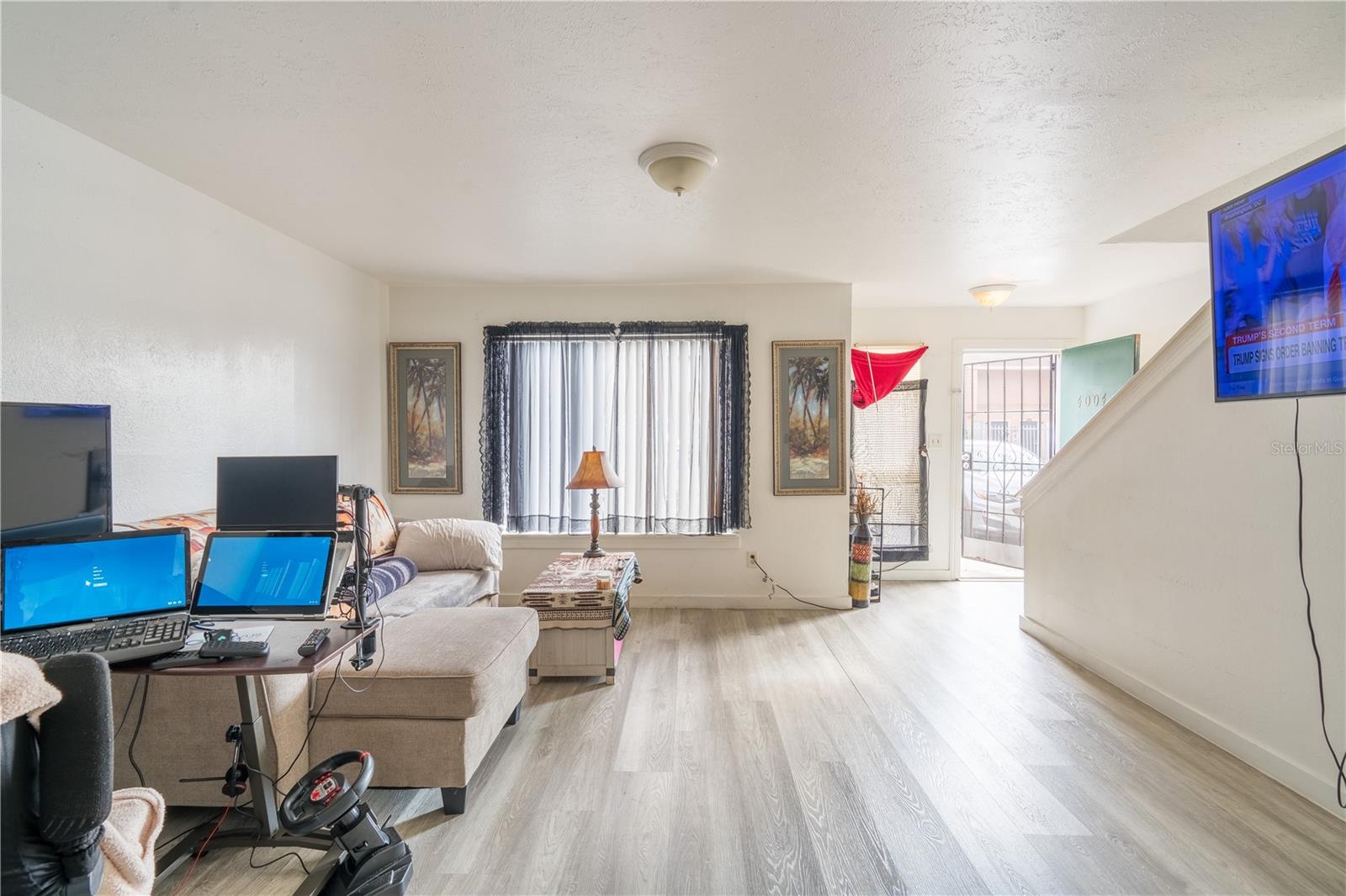 4004 BARWOOD DRIVE 3804