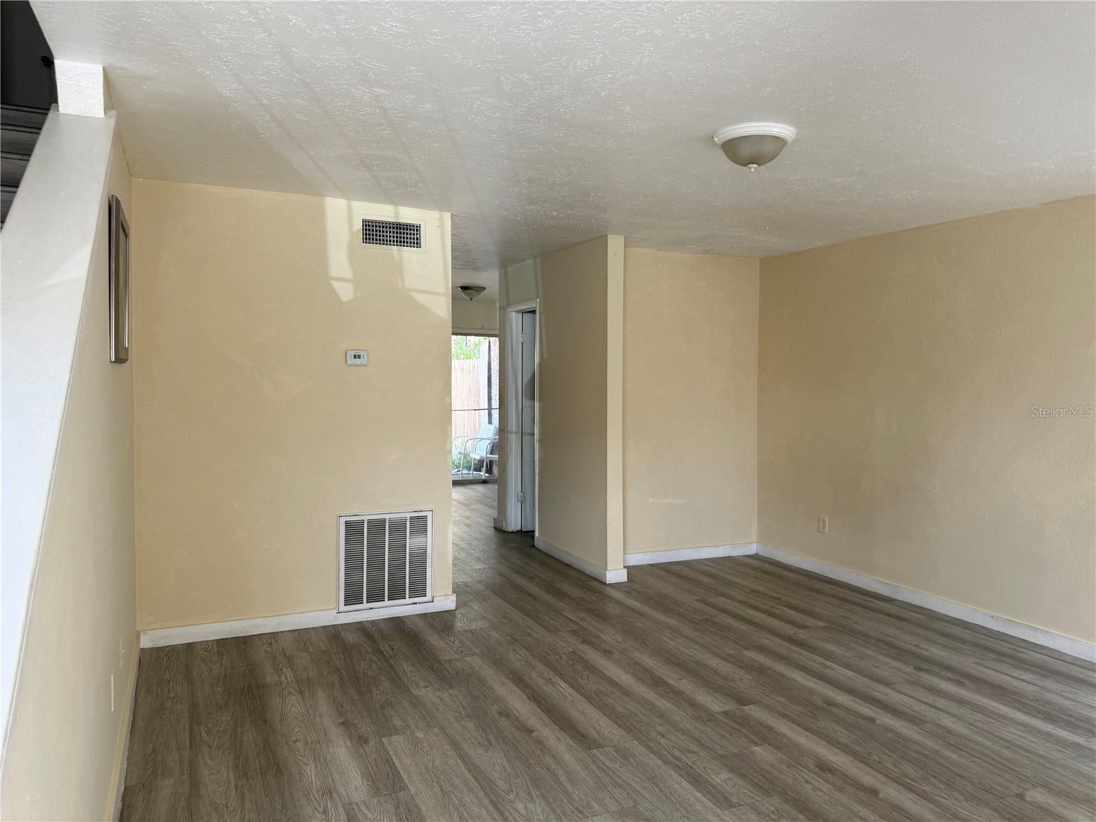 4004 BARWOOD DRIVE 3804