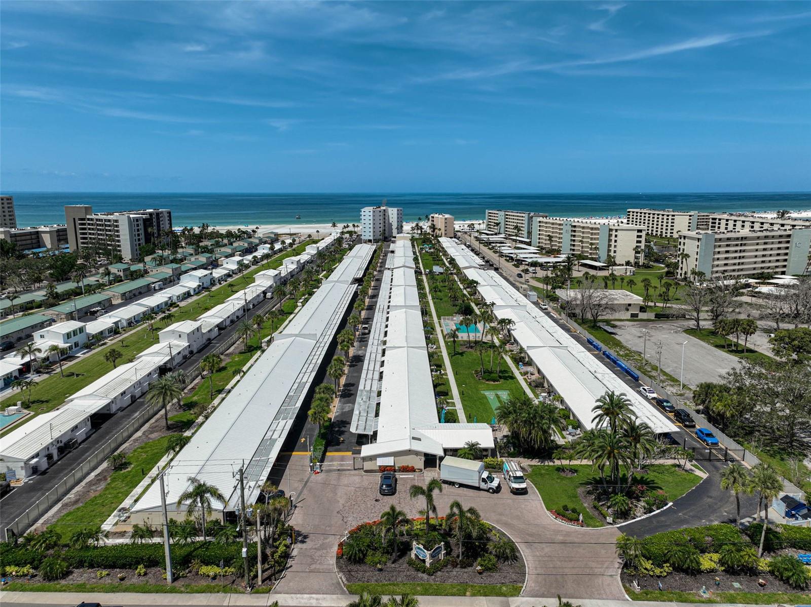 JAMAICA ROYALE - Residential
